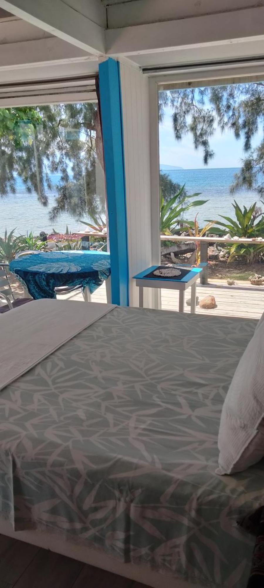Bungalow Vue Lagon 180 Degre, La Maison Bleue 莫雷阿 外观 照片