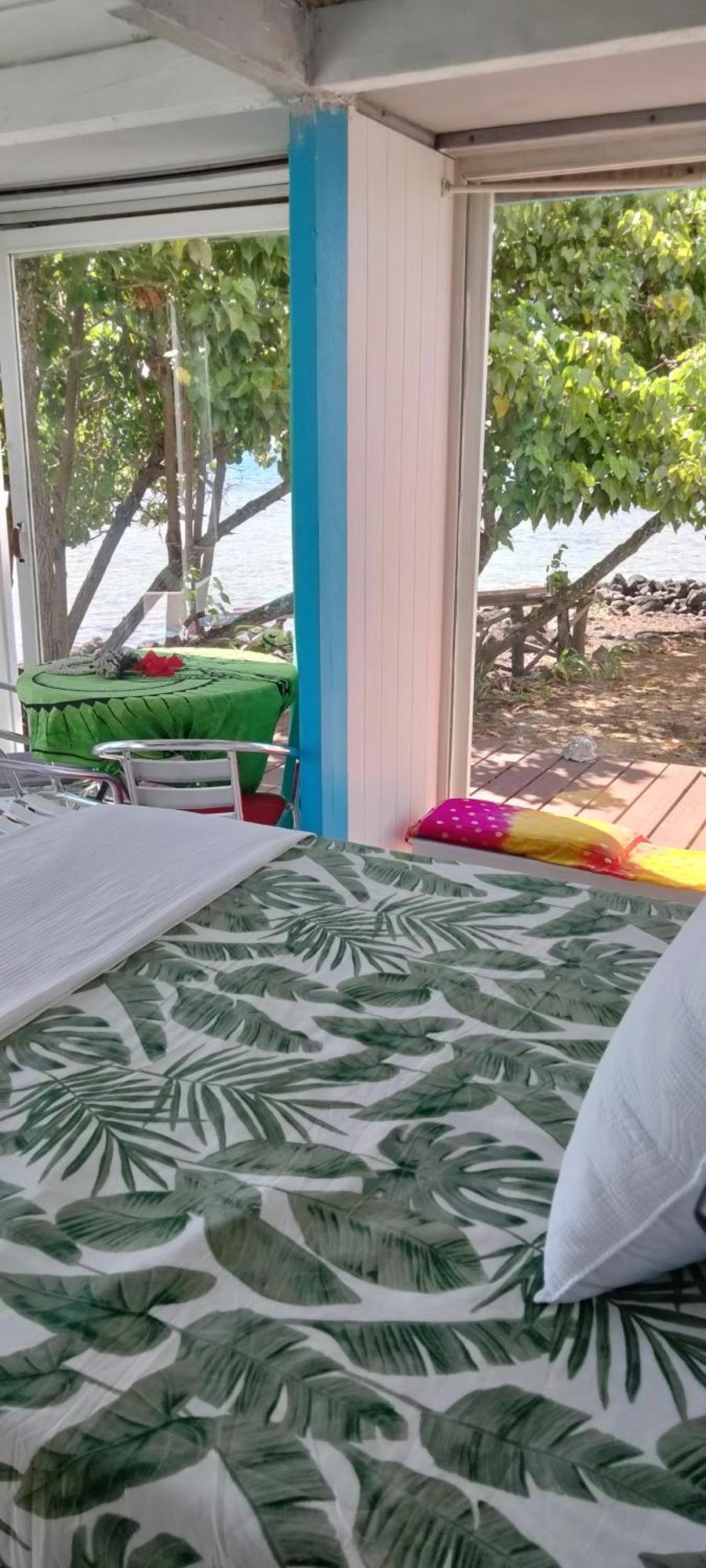 Bungalow Vue Lagon 180 Degre, La Maison Bleue 莫雷阿 外观 照片