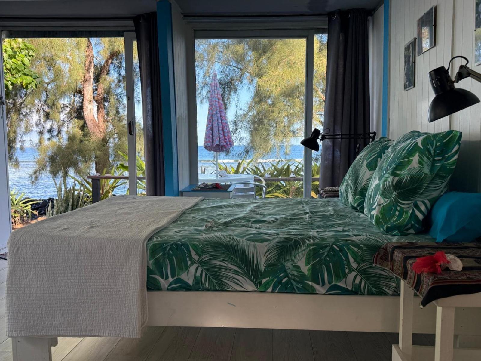Bungalow Vue Lagon 180 Degre, La Maison Bleue 莫雷阿 外观 照片